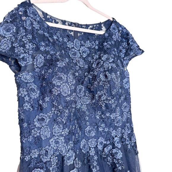 NWT La Femme Size 20 Navy Intricate Lace Long Tulle Gown Plus - Picture 6 of 12